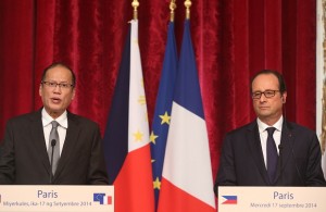 Paris, FRANCE – President Benigno S. Aquino III and French President Francois Hollande delivers their statements during the Joint Press Statement at the Ground Floor of the Palais de L’Elysee on Wednesday (September 17, 2014). (Photo by: Ryan Lim / Malacañang Photo Bureau)