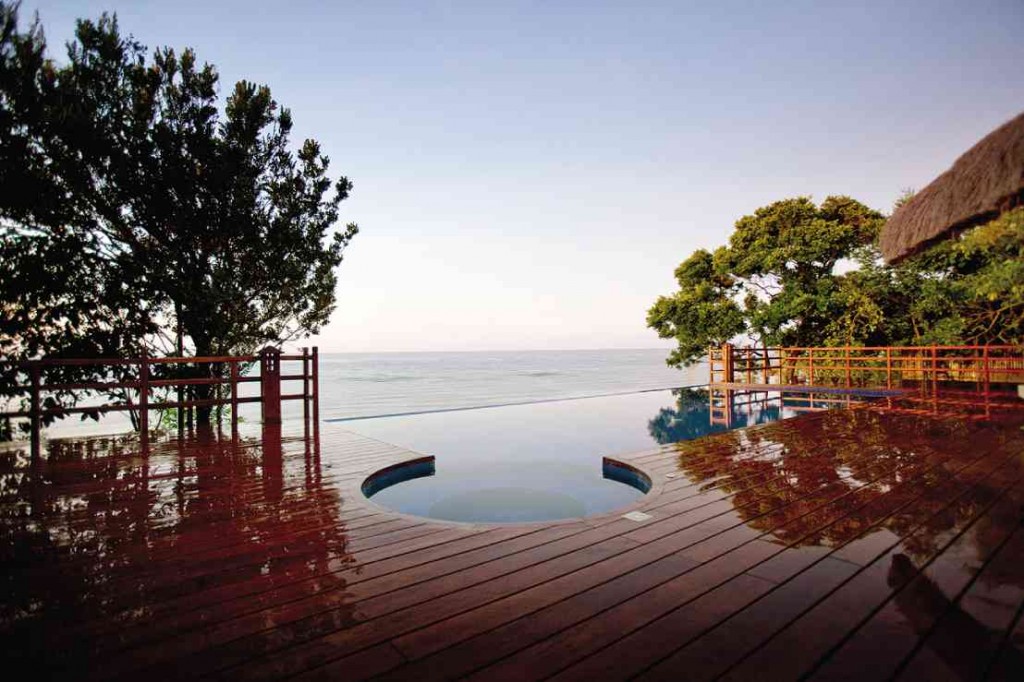Everything is grand at the presidential villa, including its private infinity pool. 