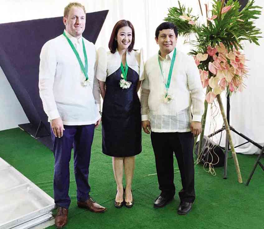 FROM left are:  V. Group’s representative in the Philippines Jamie Stewart, Pronove Tai CEO Monique Cornelio-Pronove and Pacific Ocean Manning Inc. general manager  Elmer Pulumbarit at the VSHIPS Philippine headquarters inauguration 