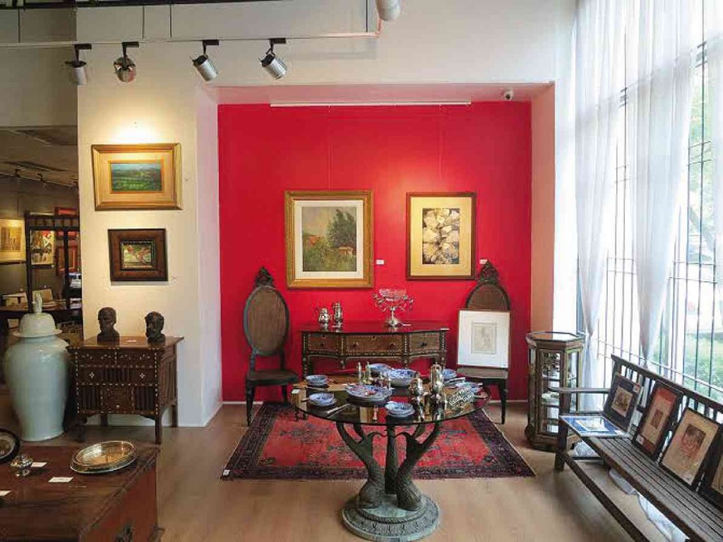 SALCEDO Auctions’ The Collectors’ Sale at Three Salcedo Place, Makati City 