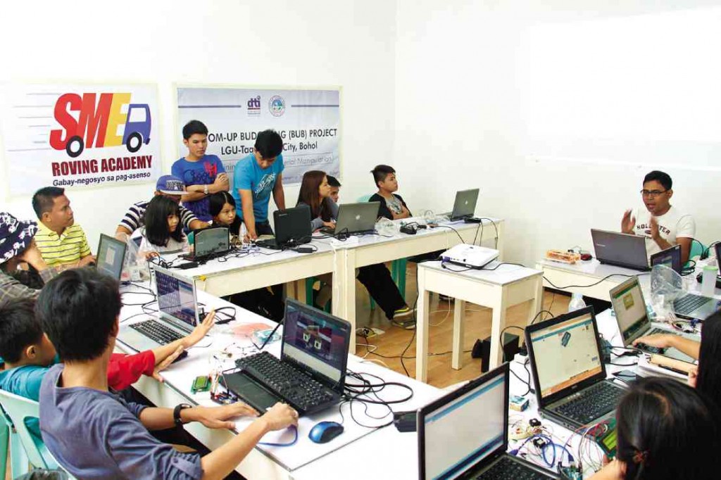 FABLAB Bohol wins the support of  DTI 