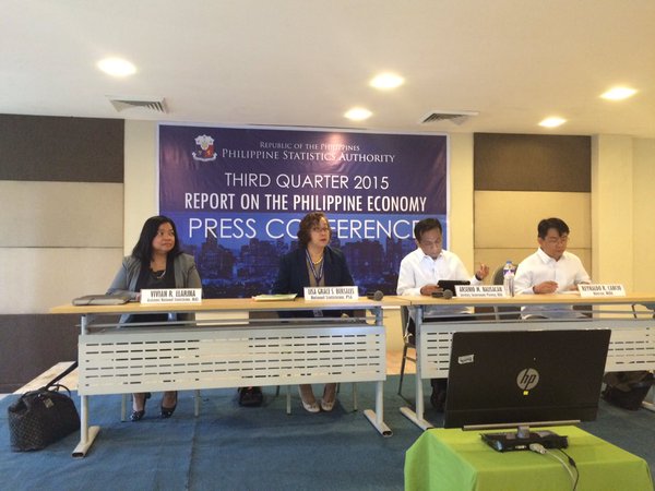 Officials of the National Economic Development Authority and the Philippine Statistics Authority announce the GDP growth of the country for the third quarter of 2015. BEN DE VERA/PHILIPPINE DAILY INQUIRER