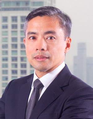 JP Morgan executive director and head of banking Philippines Carlos Ma. Mendoza