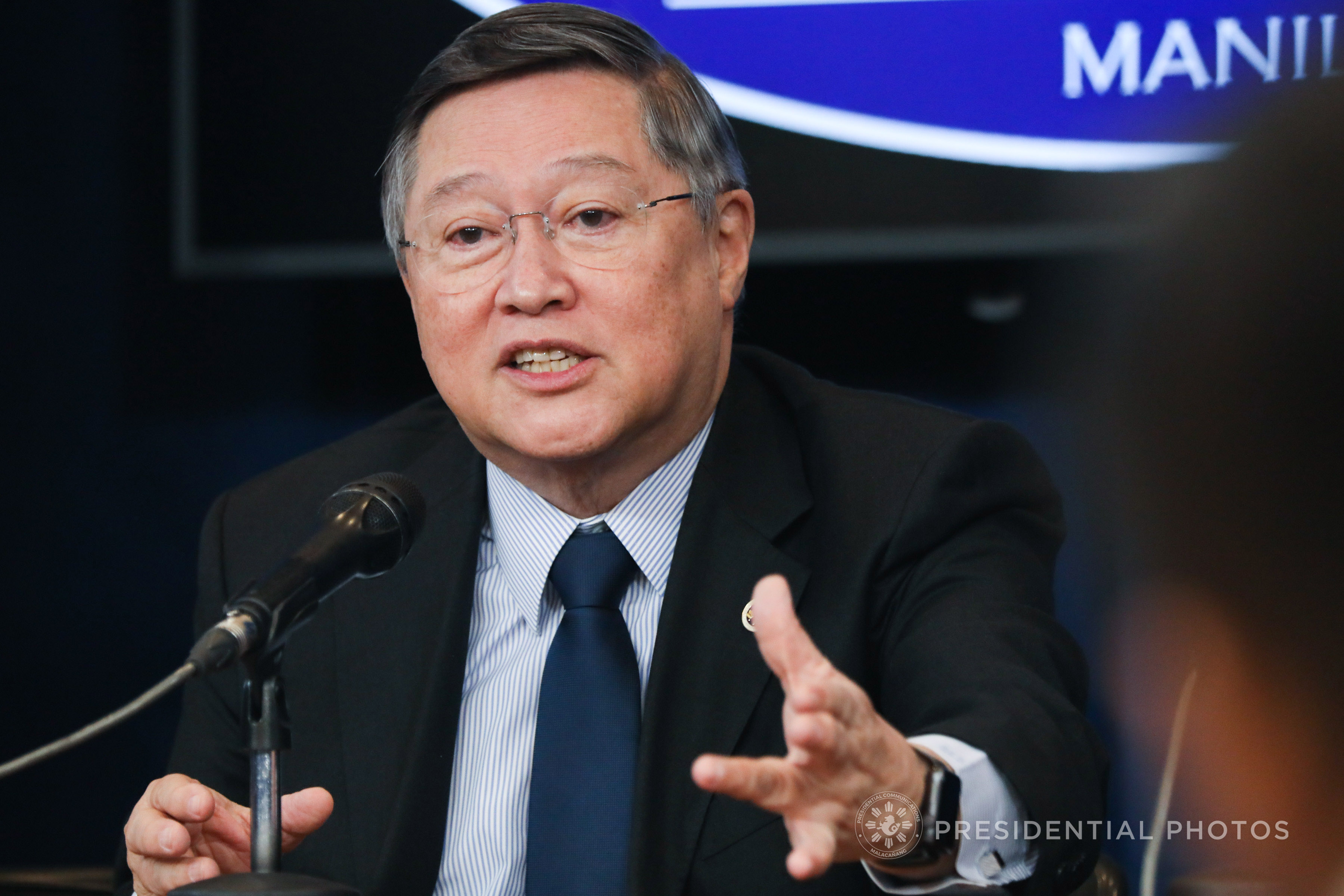 Dominguez: Gov’t loses at least P3B in a month from foreign Pogo workers