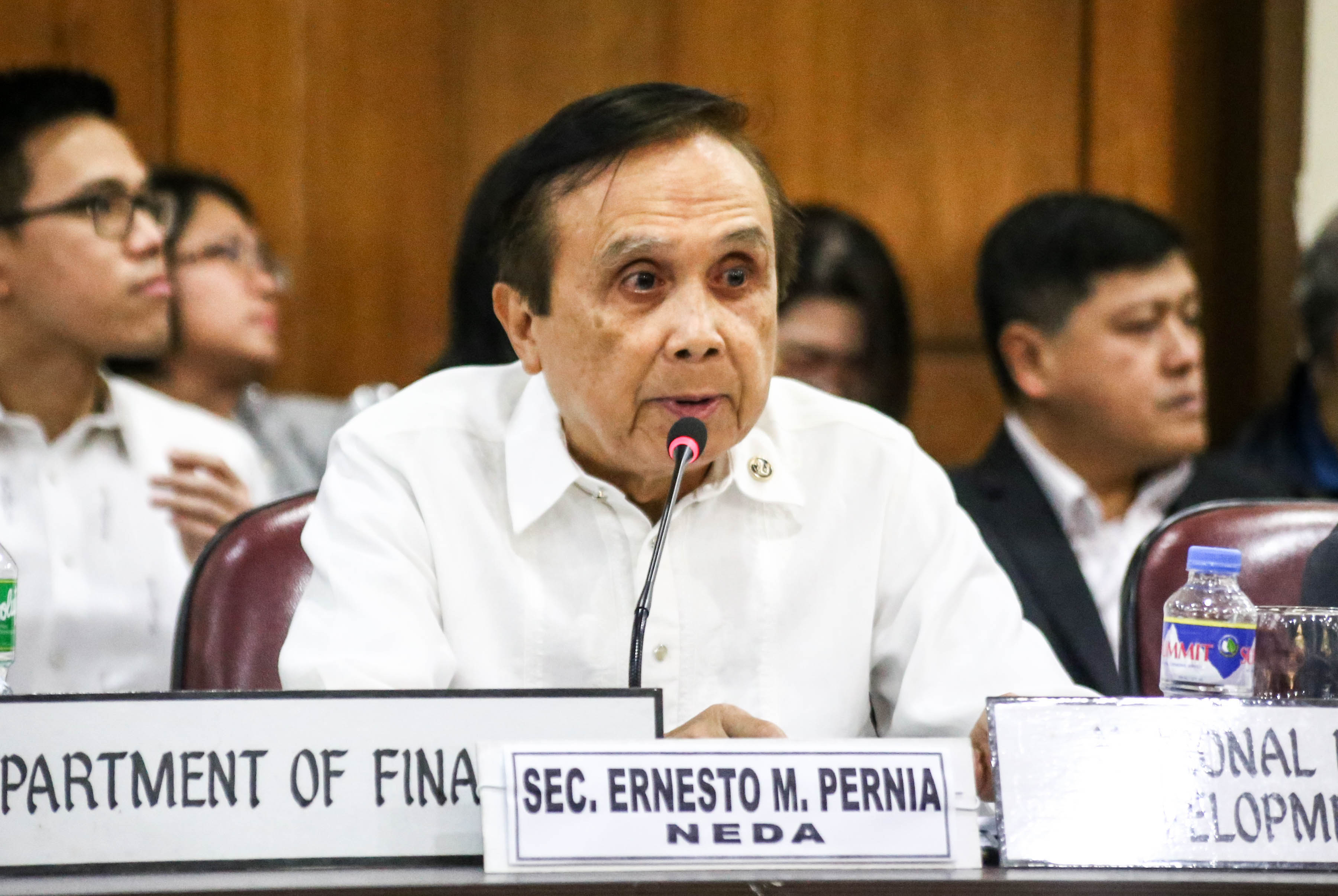 Neda: GDP growth to hit 8-year low if reenacted budget extends until yearend