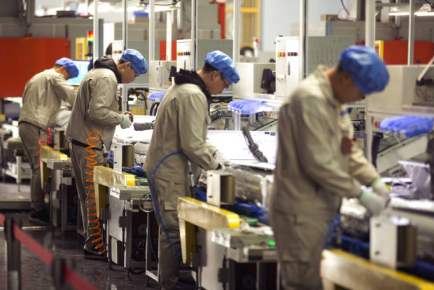 China factory activity falls amid tariff fight