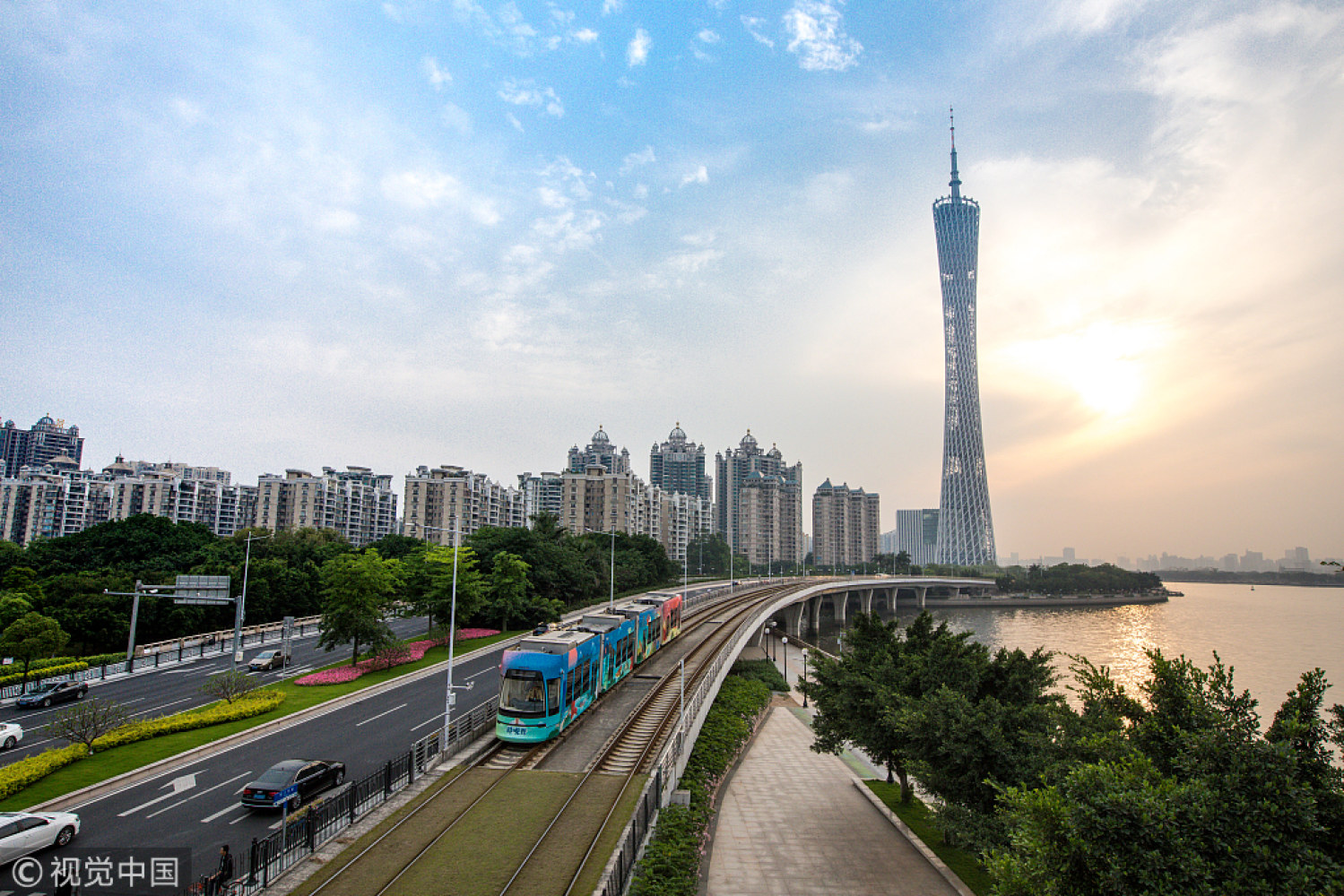 The Canton Tower stands in Guangzhou, Guangdong province. [Photo/VCG]