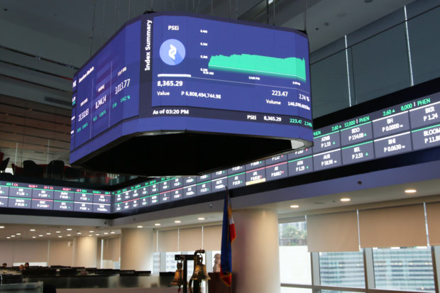 Falling peso pulls PSEI downward