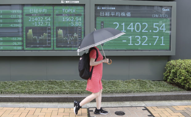  Asian stocks mixed as Wall Street ends 5-day winning streak