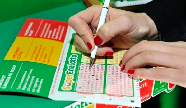 The Biggest Lottery Jackpot In The World - €195m - And You Could Win It ...