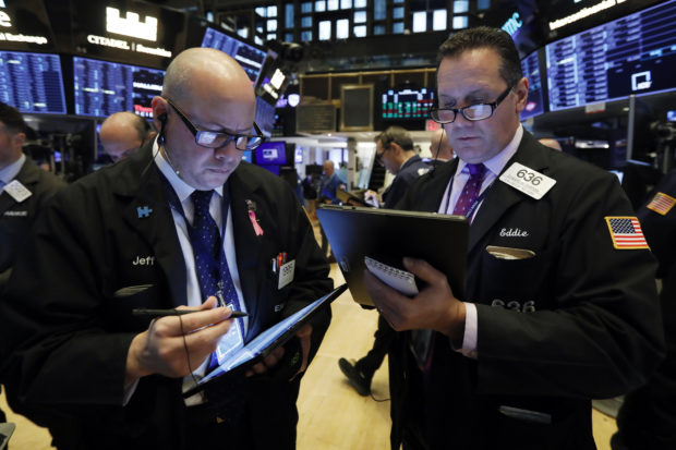  Stocks stumble to more records on conflicting trade reports