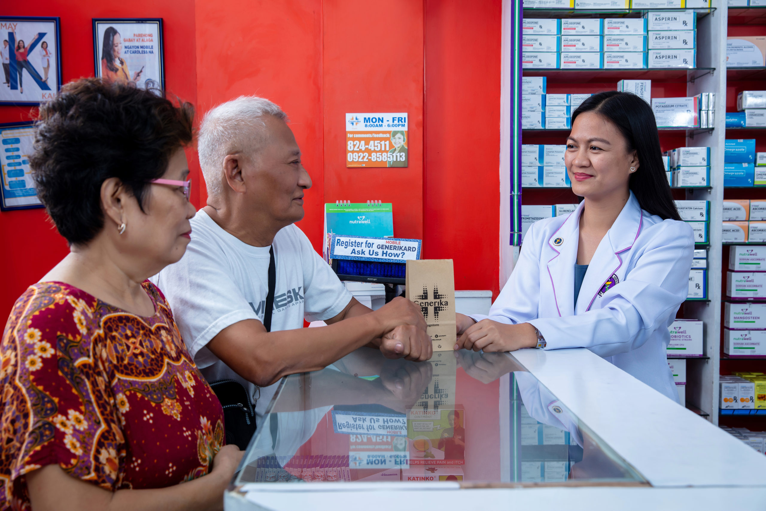 phramacist pharmacy drugstore elderly medicine inquirer