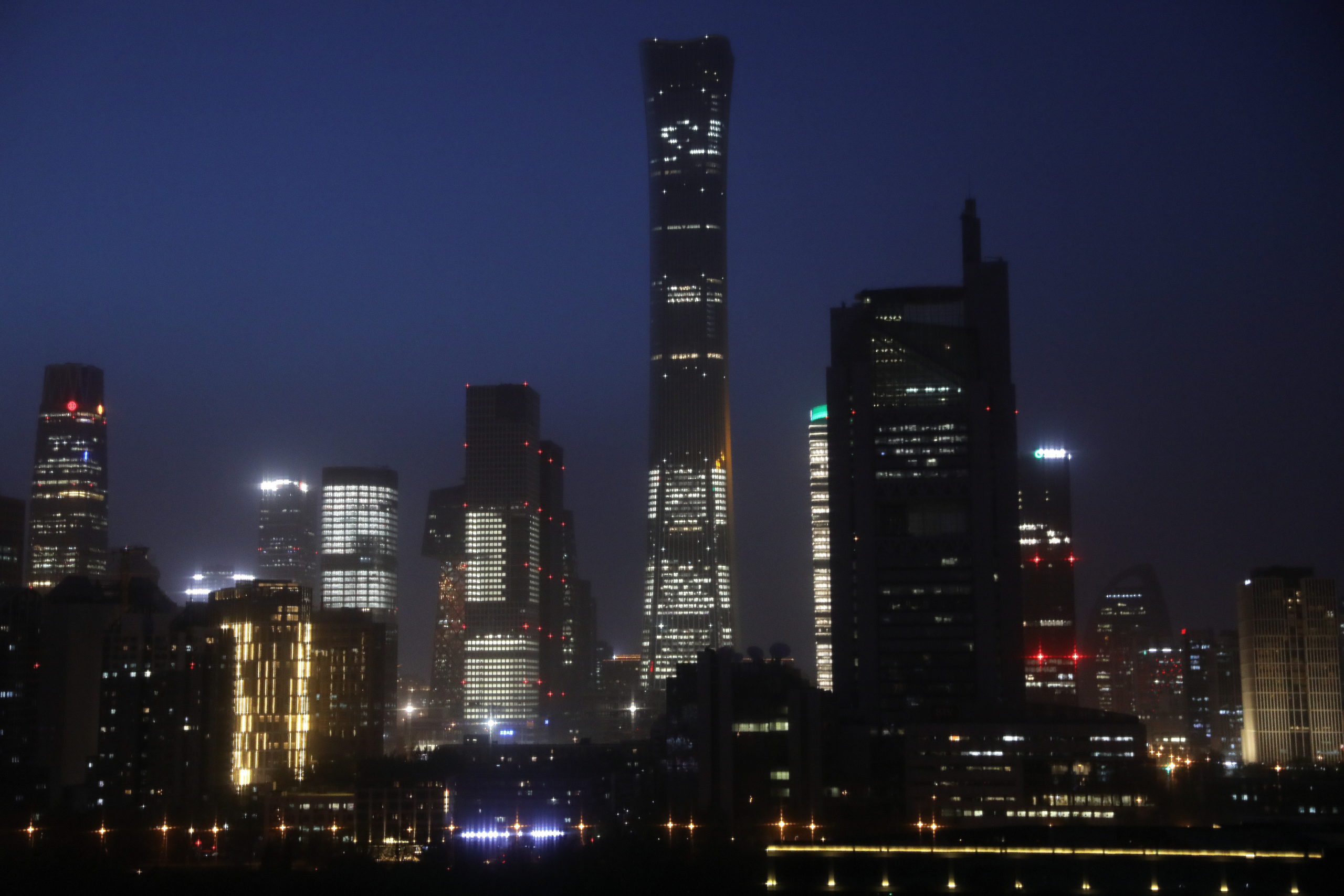 China's Q1 GDP grows at record pace as recovery speeds up