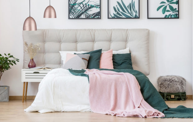 Accessorize your bedroom with these fresh color combinations
