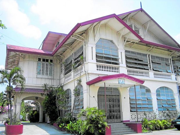 Now known as the Archdiocesan Chancery of San Fernando, this mansion was once the home of the Dison family.