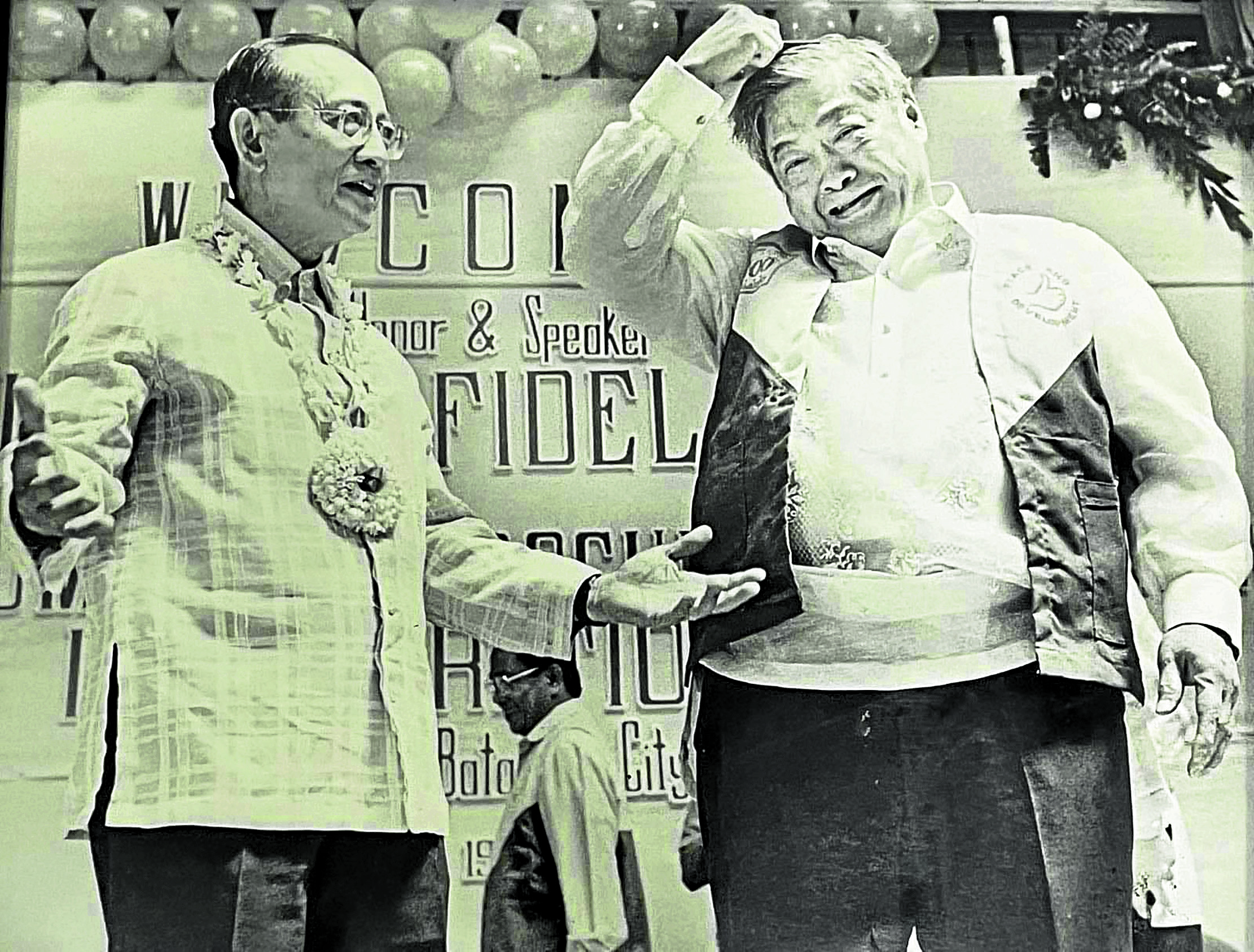 FVR lent John Gokongwei his own comb out of his pocket to fix the latter's disheveled hair
