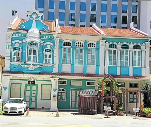 Great effort is now seen in the preservation of Singaporean cultural heritage as a more holistic redevelopment and city preservation is taking place. 