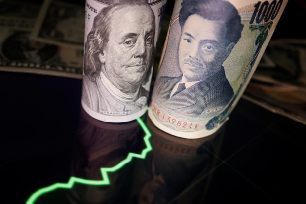 dollar and yen bank notes