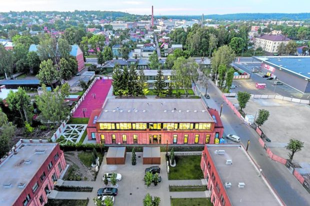 Queen Martha’s School in Lithuania makes use of a former military facility to create a new school campus.