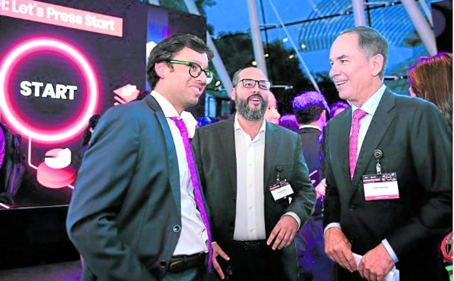 Aboitiz Group CEO Sabin Aboitiz (right), ADI chief operating officer for power Luis Gonzalez (center) and Jera strategy officer Sidhartha Basu at ADI’s launch 