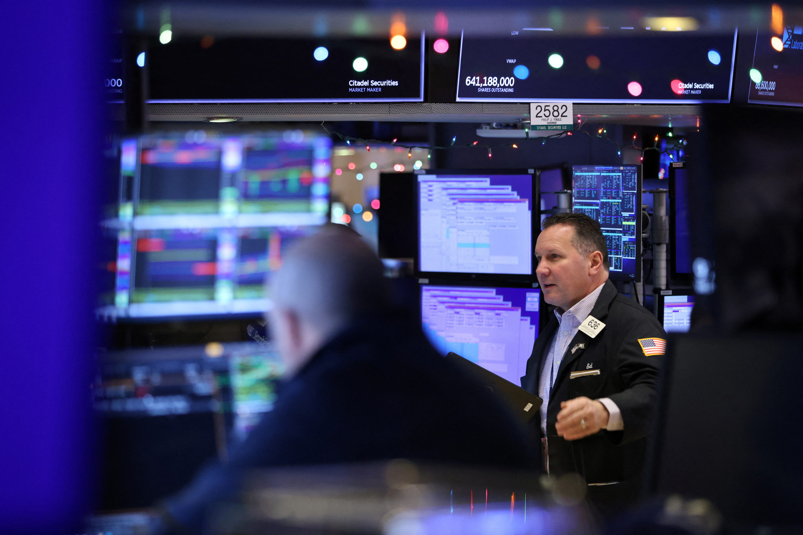 Wall Street Falls For Fourth Straight Day As Recession Worries Nag Inquirer Business 5120