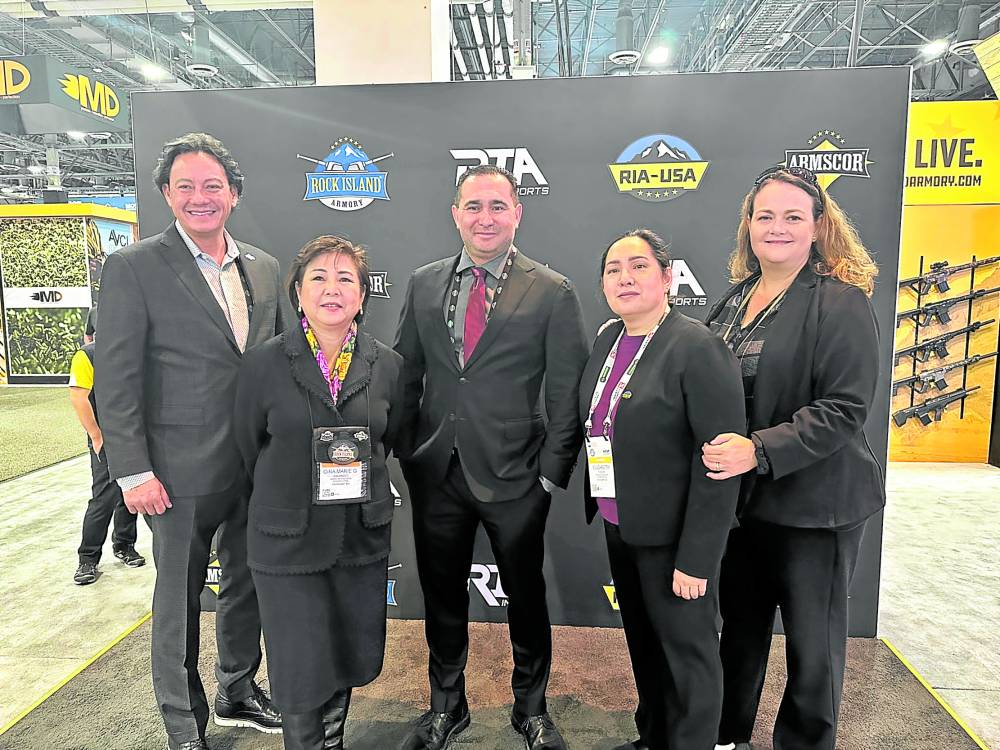 Entrusted to take the Armscor Group to the future aremembers of the third-generation Tuasons led by CEO Martin Tuason (middle) with help from longtime executive Gina Marie Angangco, AGDI SEVP (second from left).