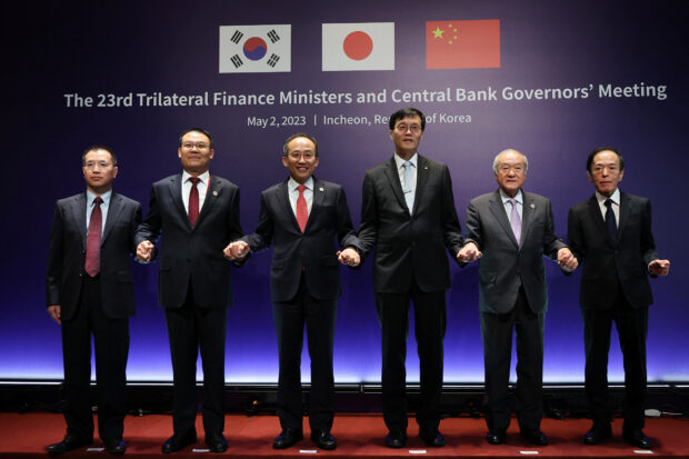 South Korea and Japan finance and economic officials