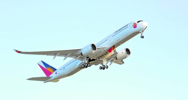 TAKEOFF Despite challenges, Philippine Airlines remains bullish on its growth prospects this year. —FILE PHOTO
