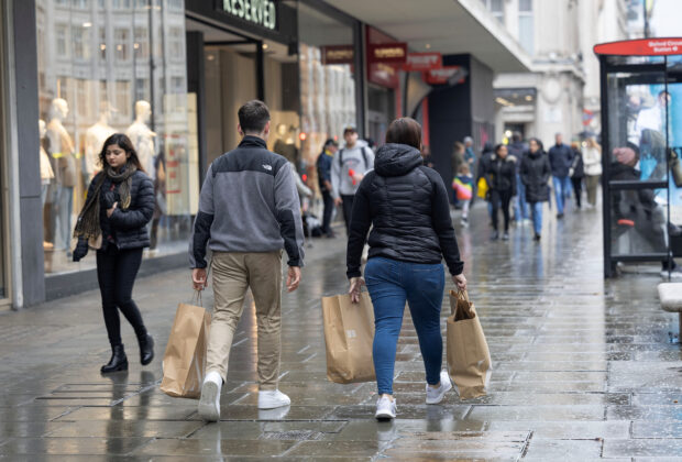 People shopping on Oxford Street in London