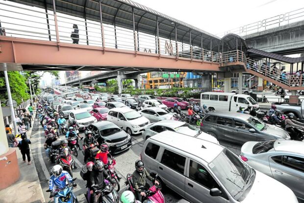 EDSA TRAFFIC / JUNE 14, 2023Motorists experience bumper-to-bumper traffic along EDSA-Nepa Q-Mart in Quezon City on Wednesday, June 14 2023, as EDSA Shaw tunnel southbound have been temporary closed early this morning due to a vehicular accident. INQUIRER PHOTO / NINO JESUS ORBETA