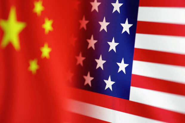 Flags of the US and china