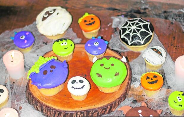 SPOOKY SWEETS Sonja’s Halloween cupcakes—Sonja’s Cupcakes