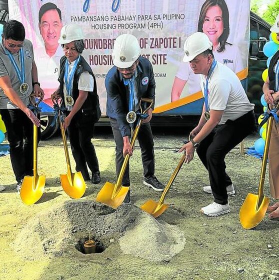 DHSUD Secretary Jose Rizalino Acuzar and Bacoor City Mayor Strike Revilla lead the groundbreaking of the Strike Towers project under President Ferdinand R. Marcos Jr.’s Pambansang Pabahay para sa Pilipino (4PH) Program.