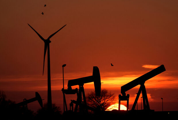 Oil settles up 3% on supply concerns after oilfield shutdown in Libya
