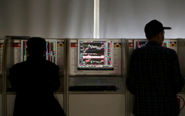 China weighs stock market rescue package backed by $278B -Bloomberg