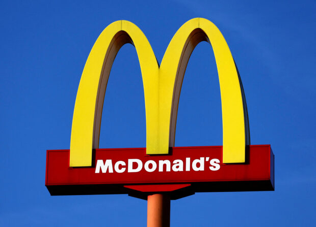 McDonald's suffers outages at stores worldwide