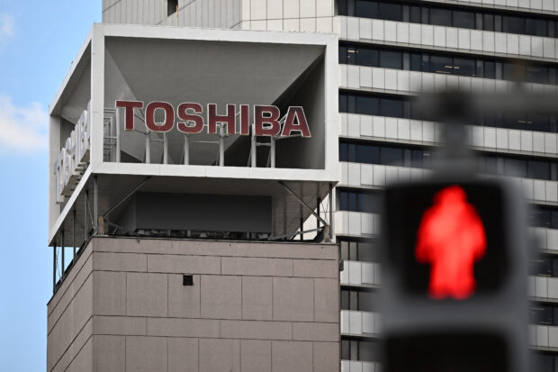 Toshiba layoffs