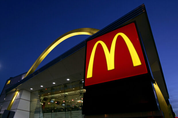 McDonald's plans $5 US meal deal in June 