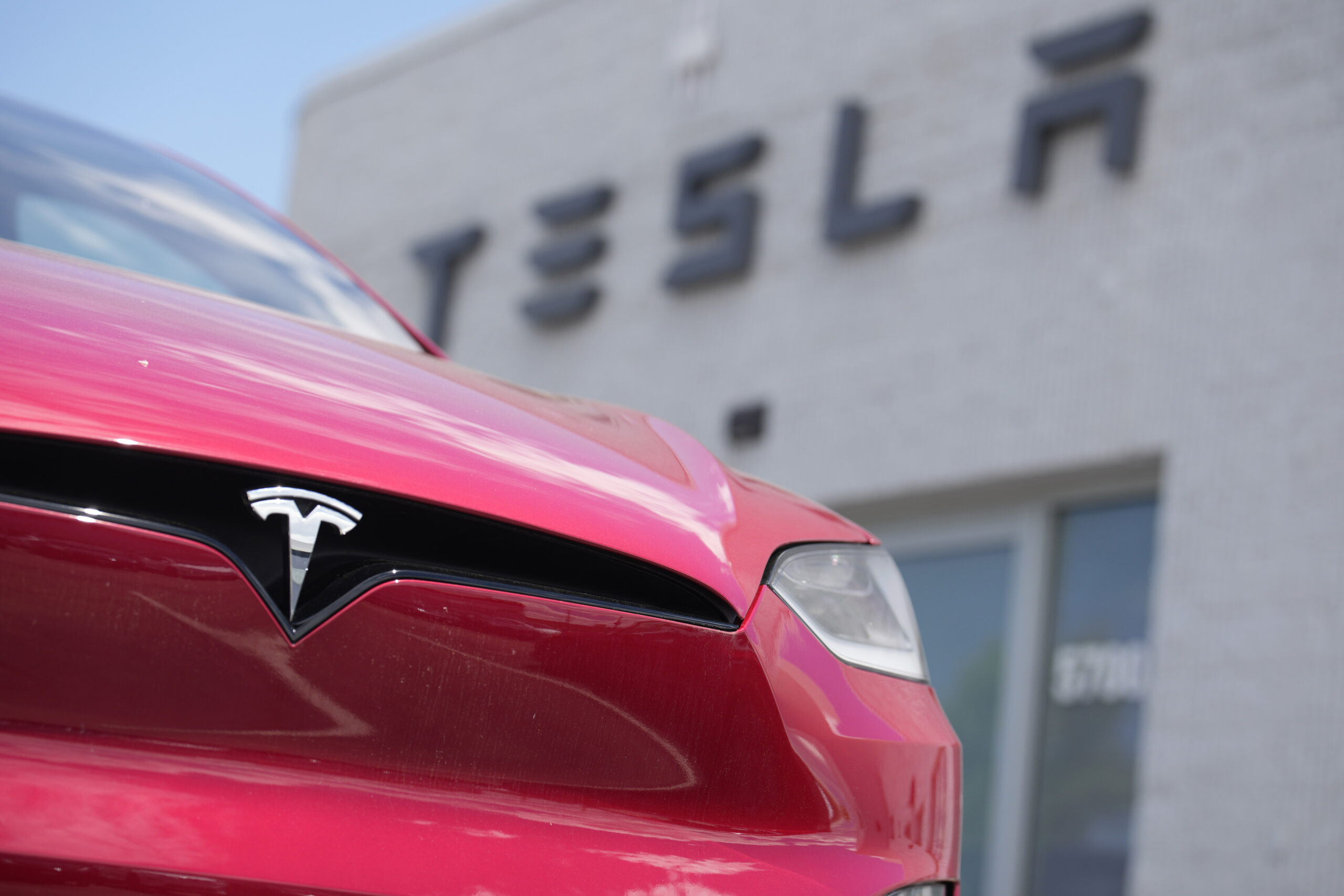 Tesla ordered to stop releasing toxic emissions from San Francisco plant