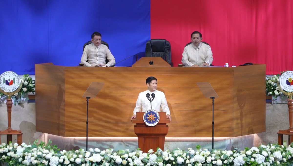 President Ferdinand Marcos Jr. (center) during his 2024 State of the Nation Address speech on Monday, July 22, 2024. |Screenshot from RTVM/LIVE