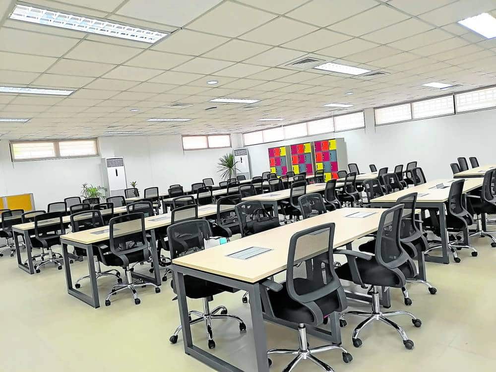 TEACH AND EMPLOY Training rooms of PwC’s Learning and Experience Hub at PUP BPO centercan accommodate up to 250 people.