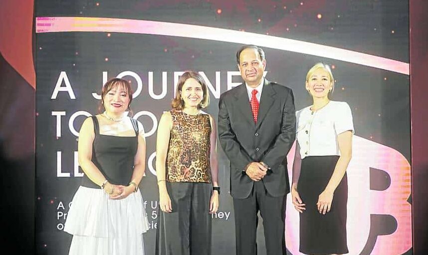 MONEY MAKERS (from left) Arlene Agustin, head of UnionBank Private Banking; Ana Aboitiz Delgado, head of institutionalbanking, chief customer experience officer, chief digital channels officer and incoming UnionBank CEO; Manoj Varma, Union-
Bank head of consumer banking; and Vanessa Raymundo, Lombard Odier executive director for strategic alliances at UnionBank
Private Banking’s fifth anniversary gala on July 4. 