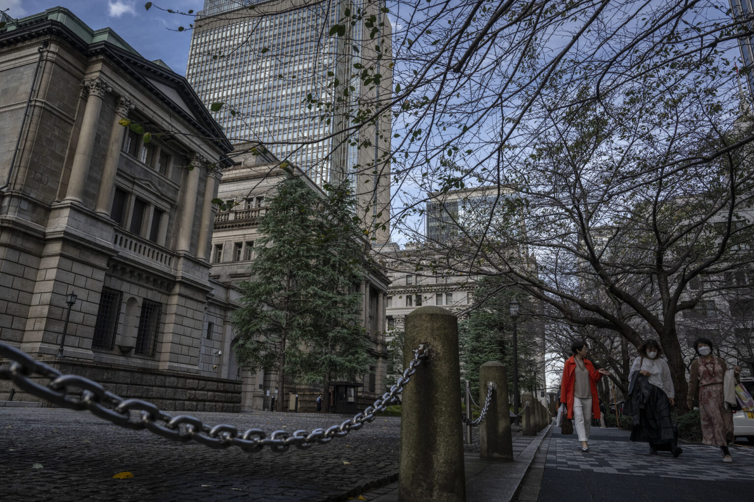 Japan inflation eases to 2.3 in October — official data