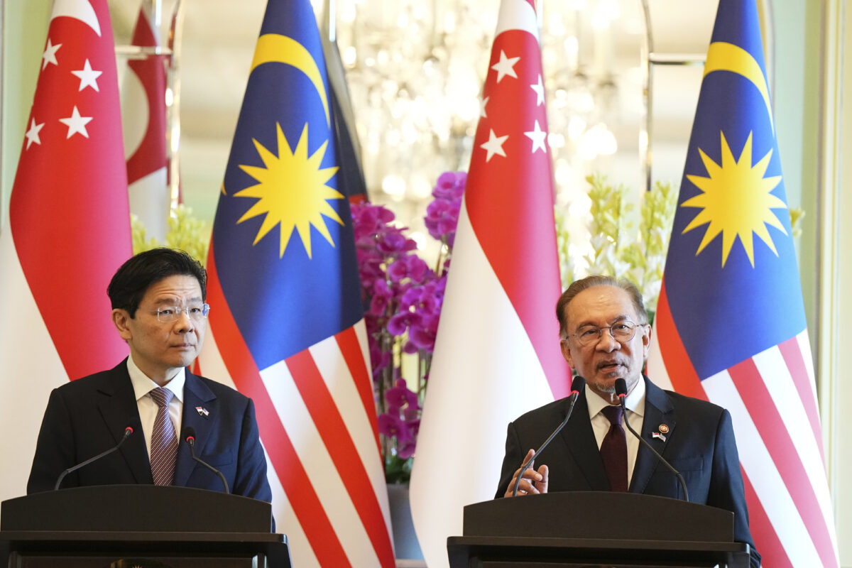 Malaysia, Singapore launch special economic zone to boost investment