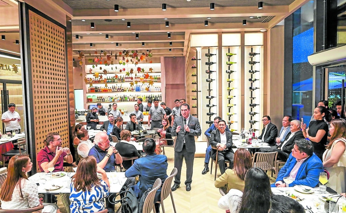 bistro aurora1