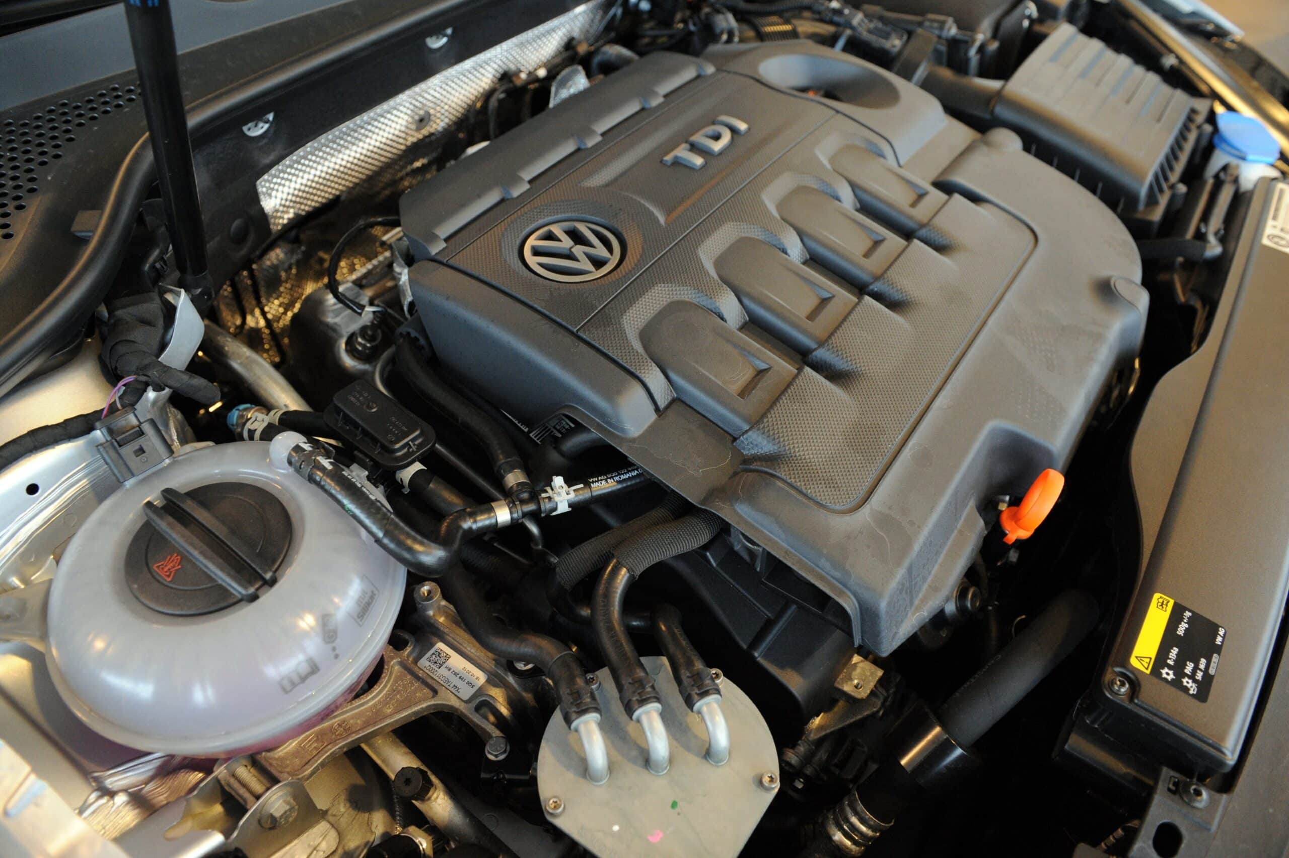 EU set to scrap 2035 combustion-engine ban in car industry boost