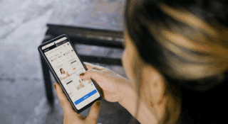 Smart ways to avoid overspending and to keep your wallet full for the holidays