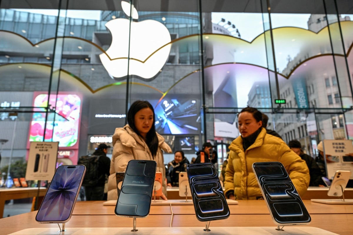 Apple earnings soar as China iPhone sales surge