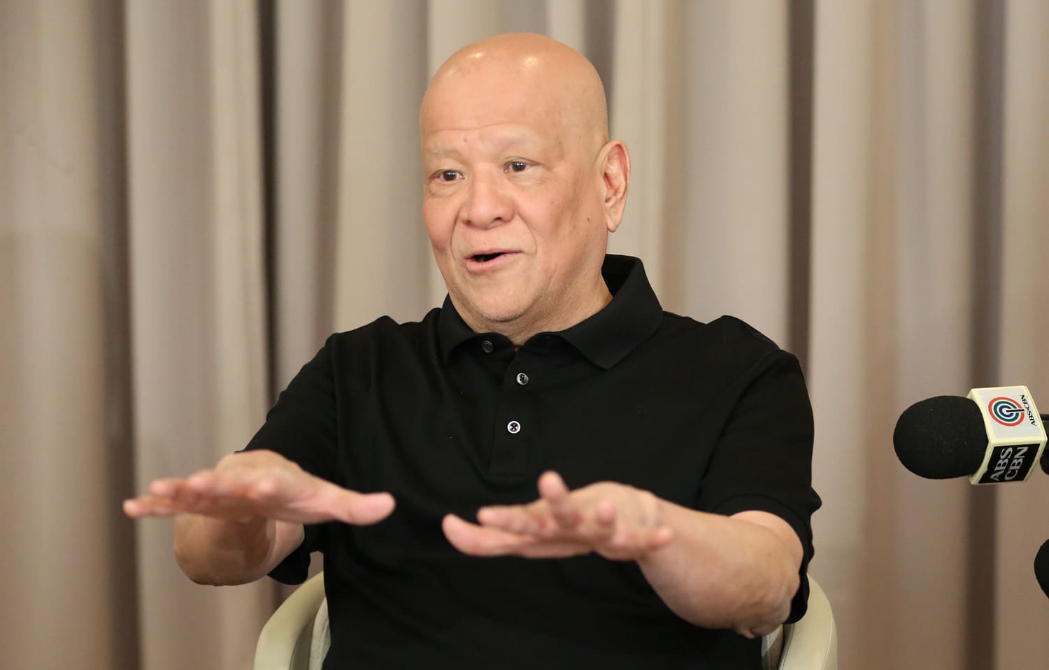 Ramon hands Petron leadership to eldest son