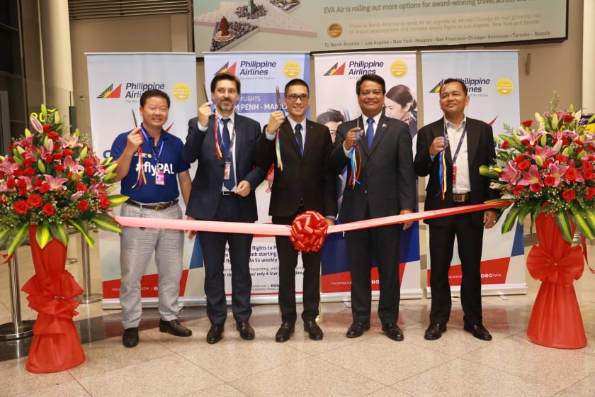 RIBBON CUTTING CEREMONY BEFORE PHNOM PENH TO MANILA FLIGHT | Inquirer